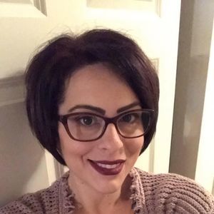 Meet your Posher, Mina